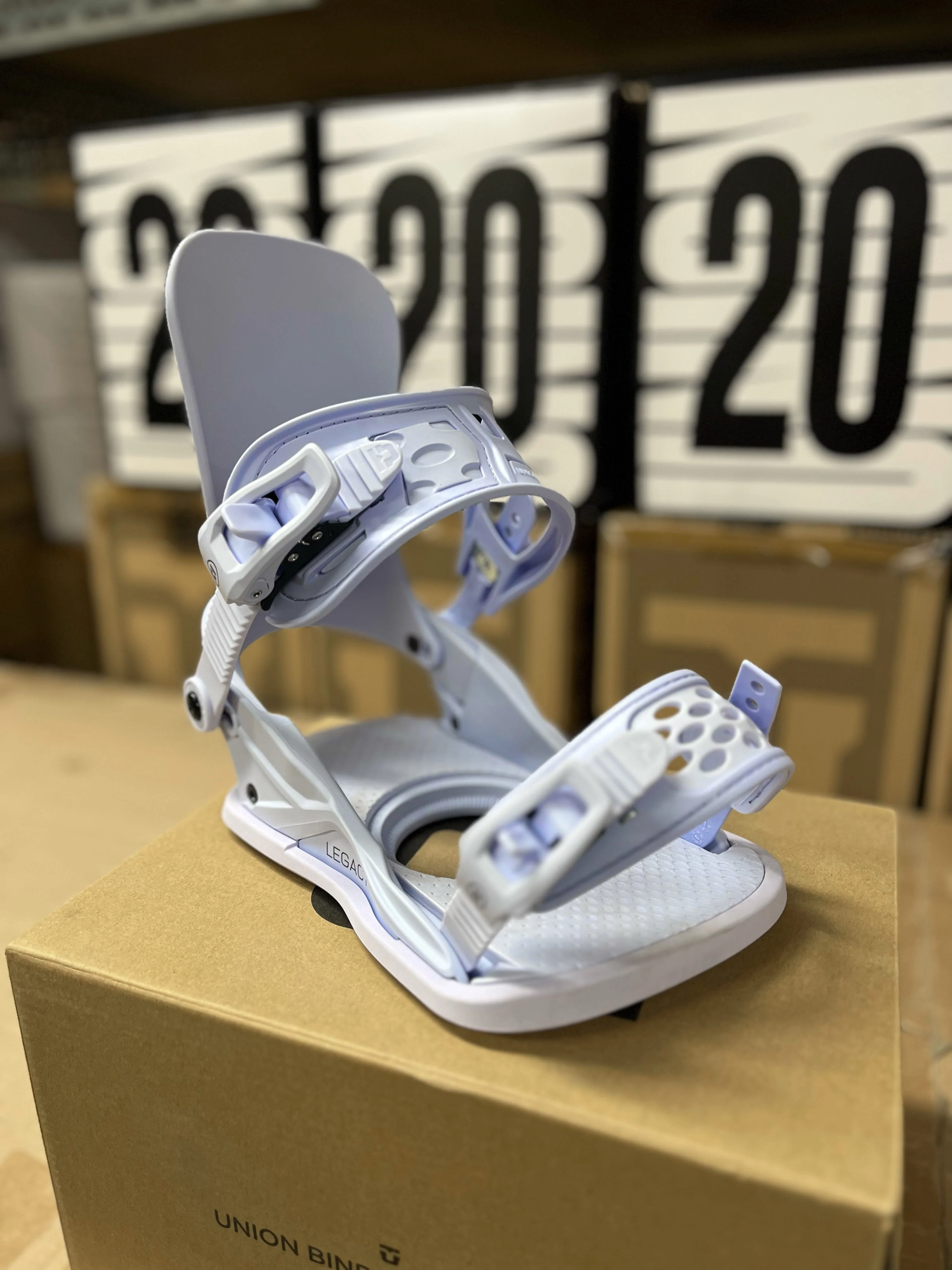 Closeout Union Legacy 2024/25 (Women's) - Image 6
